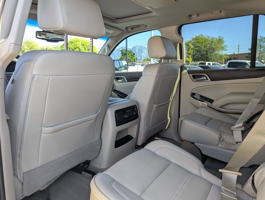 Used 2020 GMC Yukon Denali w/ Denali Ultimate Package AWD/4WD image 32