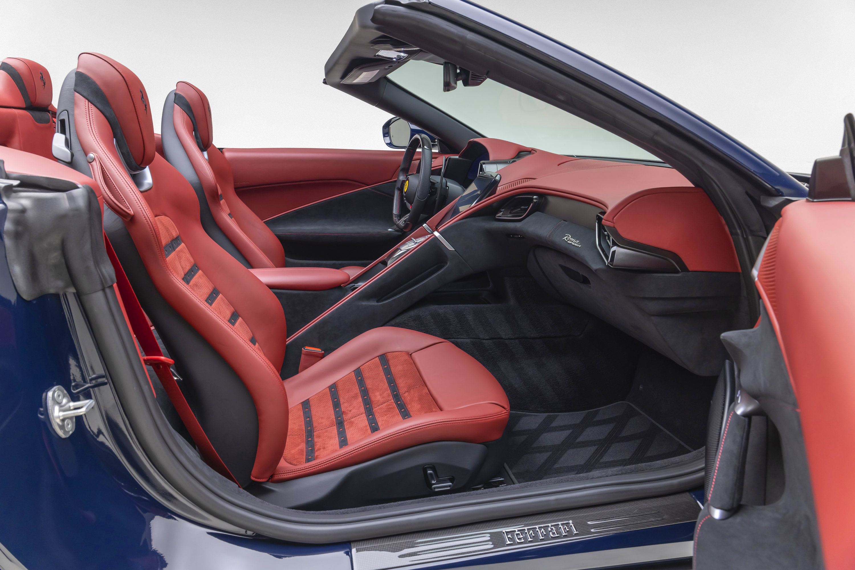 Certified 2024 Ferrari Roma Spider RWD image 51