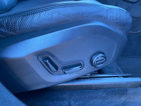 Used 2020 Volvo XC90 T6 Momentum image 57