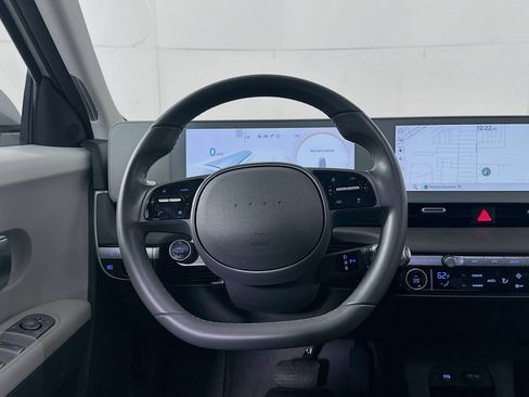 Used 2024 Hyundai Ioniq 5 SE image 18