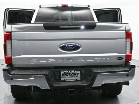 Used 2019 Ford F250 Lariat w/ Lariat Ultimate Package image 48