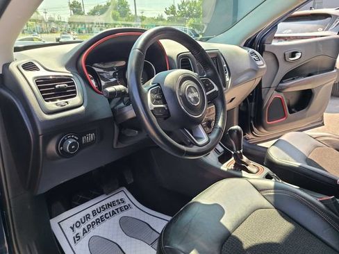Used 2019 Jeep Compass Trailhawk AWD/4WD image 15