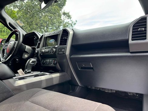 Used 2019 Ford F150 XLT w/ Equipment Group 302A Luxury AWD/4WD image 17