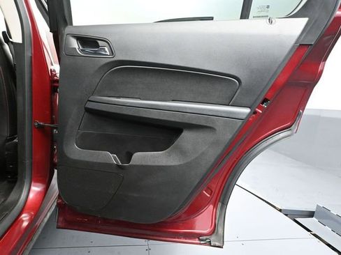 Used 2016 Chevrolet Equinox LTZ w/ Enhanced Convenience Package image 43