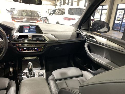 Used 2019 BMW X3 sDrive30i image 4