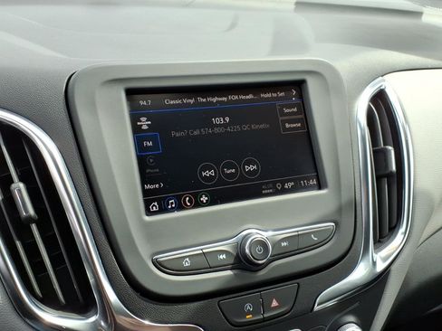 Used 2023 Chevrolet Equinox LT w/ Driver Convenience Package AWD/4WD image 17