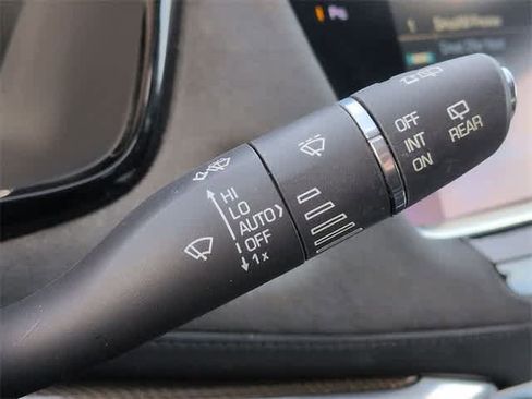 Used 2017 Cadillac XT5 Platinum image 27