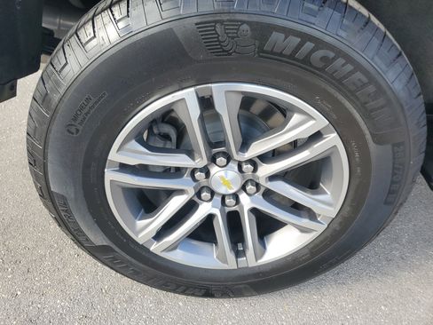 Used 2022 Chevrolet Colorado LT image 27