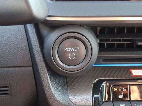 Certified 2024 Toyota Prius XLE FWD image 22