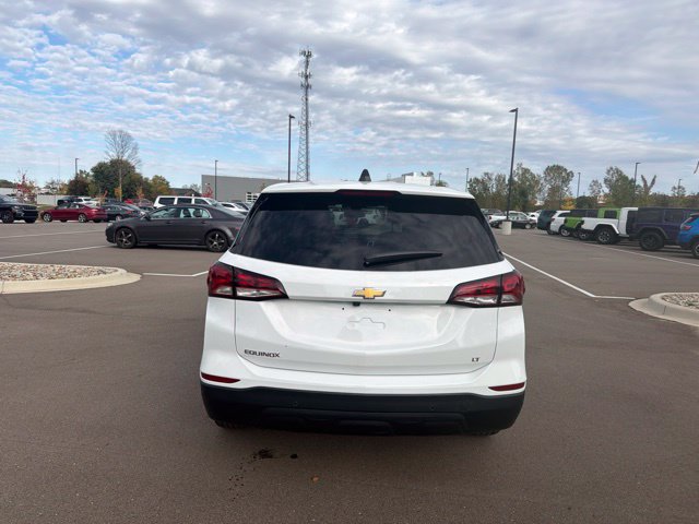 Used 2024 Chevrolet Equinox LT FWD image 4