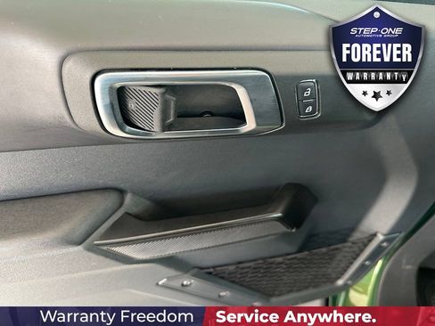 Used 2025 Ford Bronco Badlands AWD/4WD image 12