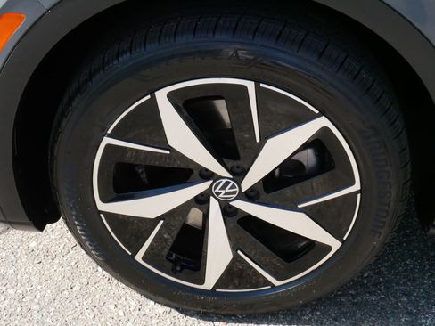 Certified 2023 Volkswagen ID.4 Pro S AWD/4WD image 15