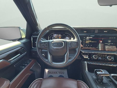 Used 2024 GMC Sierra 1500 Denali Ultimate image 13