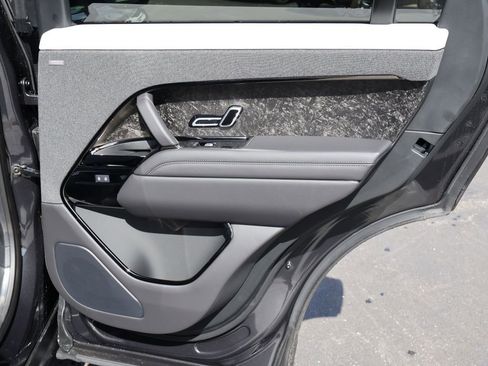 New 2026 Land Rover Range Rover Sport Dynamic SE AWD/4WD image 15