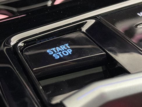 New 2026 BMW i5 eDrive40 w/ M Sport Package RWD image 17