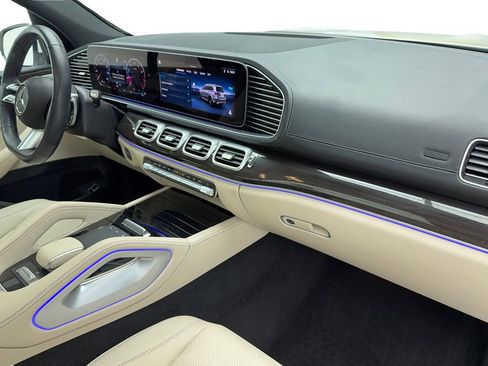 Used 2025 Mercedes-Benz GLS 450 4MATIC w/ AMG Line Exterior image 45