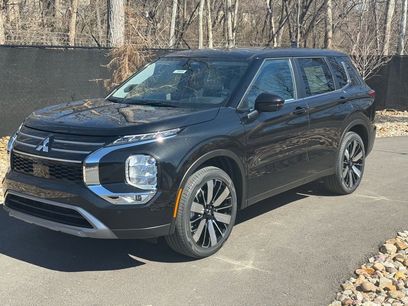 New 2025 Mitsubishi Outlander SE