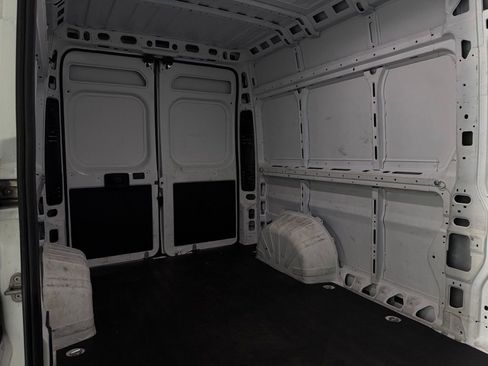 Used 2023 RAM ProMaster 2500 FWD image 25