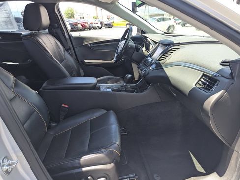 Used 2016 Chevrolet Impala LTZ FWD image 34