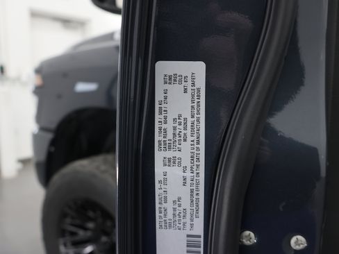 Used 2025 RAM 2500 Big Horn AWD/4WD image 68