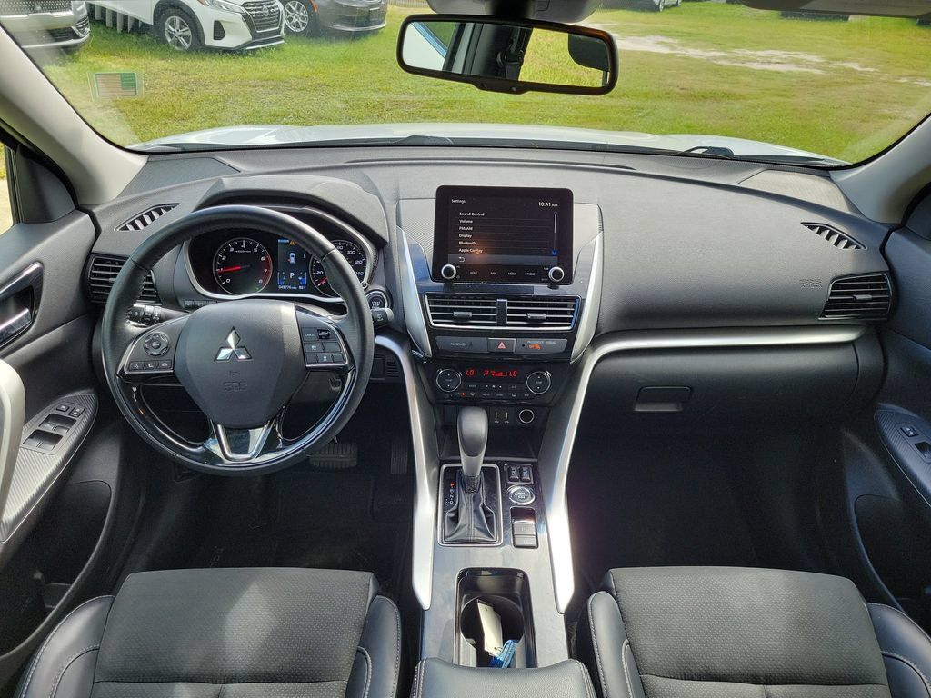 Used 2025 Mitsubishi Eclipse Cross SE AWD/4WD image 14