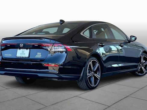 Used 2023 Honda Accord Sport image 13