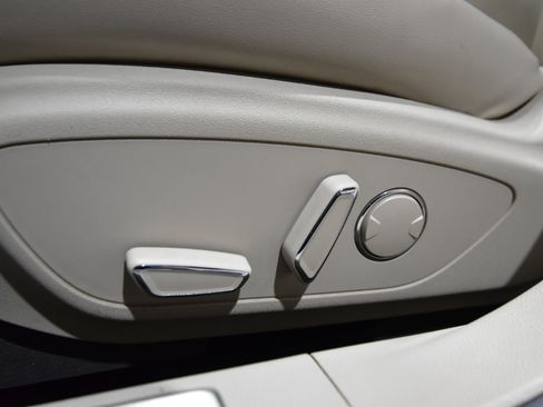 Used 2016 Lincoln MKZ AWD w/ Equipment Group 300A Reserve image 19