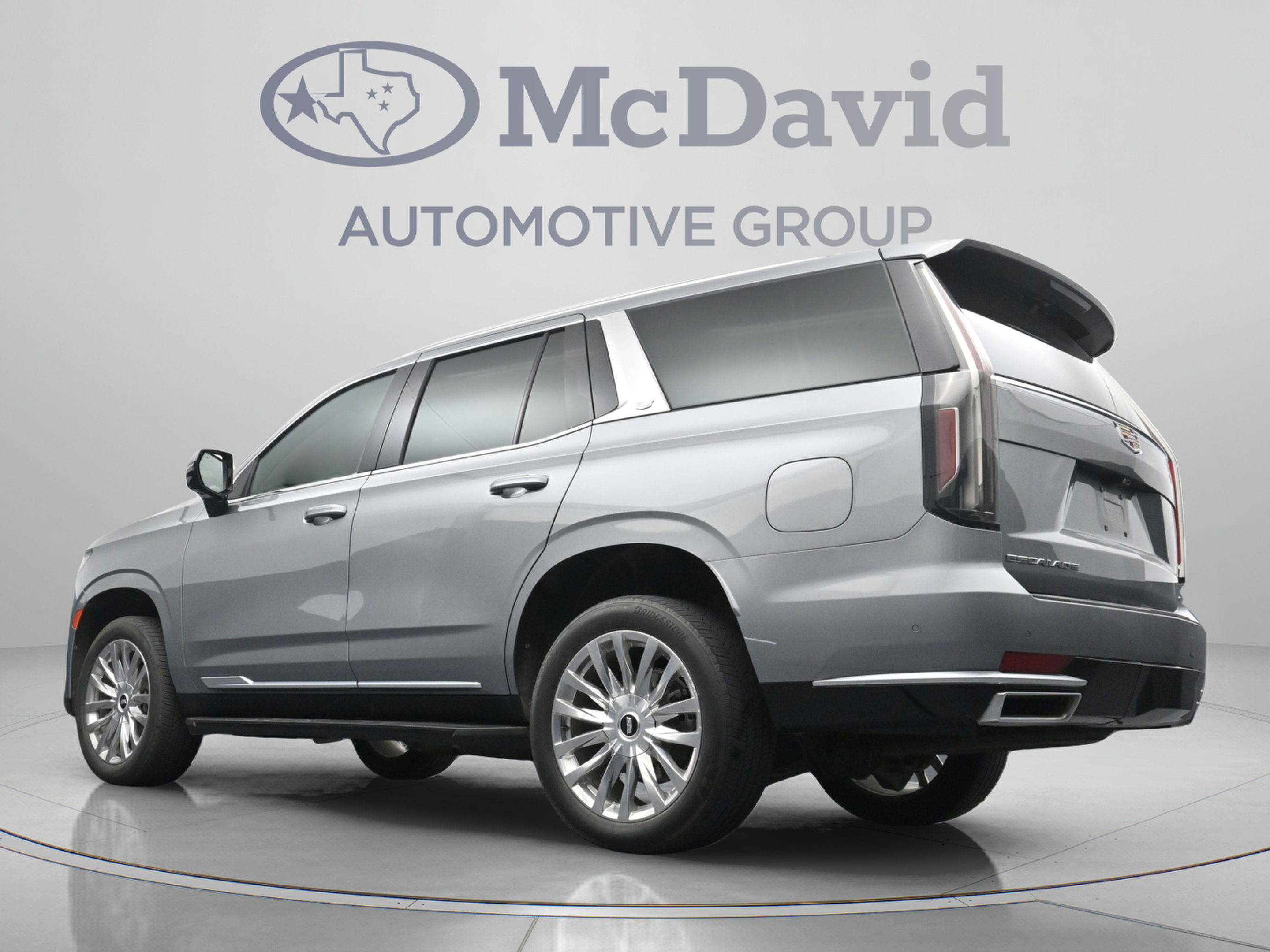Used 2023 Cadillac Escalade Premium Luxury AWD/4WD image 30