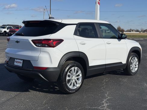 New 2026 Chevrolet TrailBlazer LS image 3