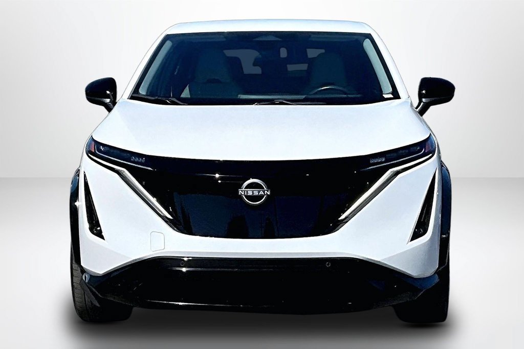 Used 2024 Nissan Ariya FWD image 2
