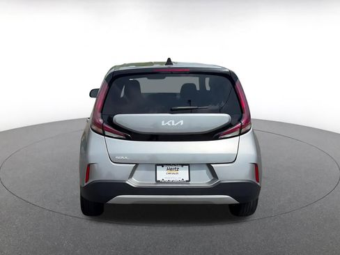 Used 2025 Kia Soul LX w/ LX Technology Package FWD image 12