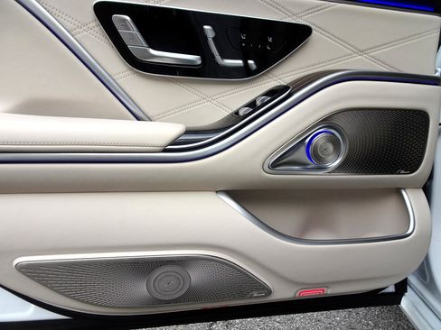 Used 2024 Mercedes-Benz Maybach S 580 4MATIC image 15