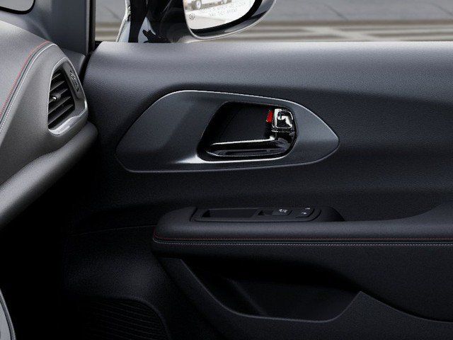 New 2027 Chrysler Pacifica Select AWD/4WD image 25