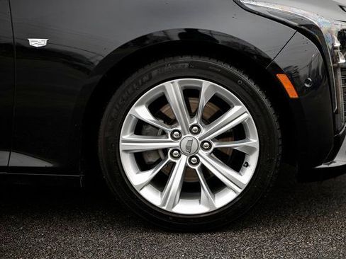 Used 2025 Cadillac CT5 Premium Luxury RWD image 5