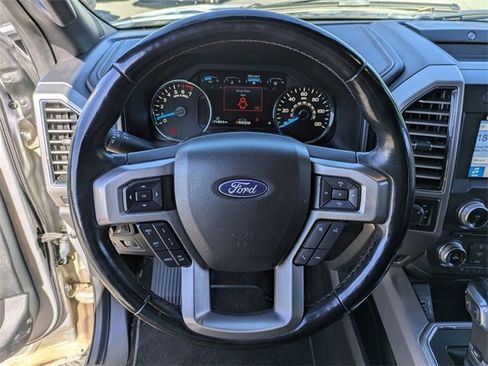 Certified 2018 Ford F150 Platinum w/ Equipment Group 701A Luxury image 9