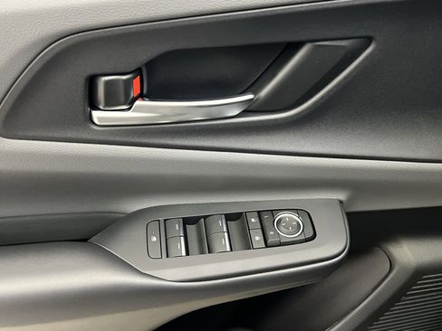 New 2026 Toyota Prius XLE image 10