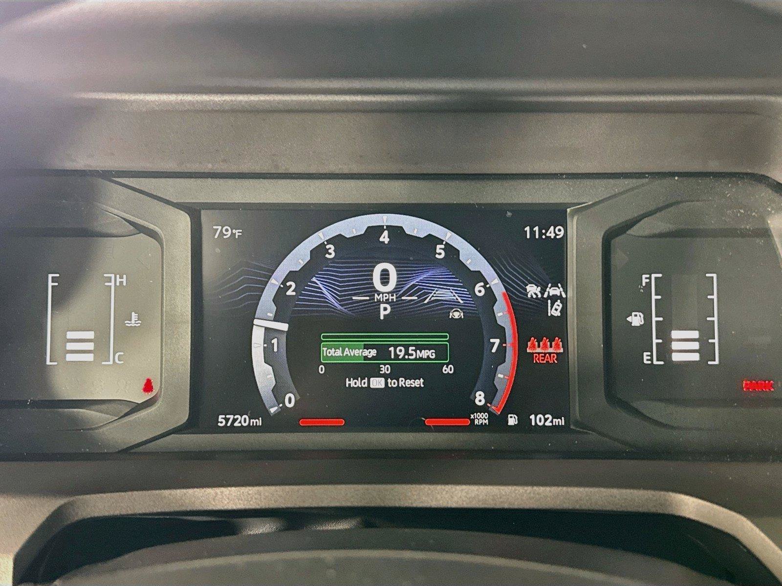 Certified 2026 Toyota Tacoma SR5 AWD/4WD image 18