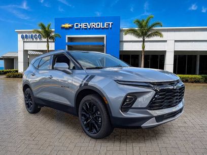 New 2026 Chevrolet Blazer LT w/ LPO, Black Sport Package