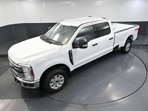 Used 2024 Ford F350 XLT w/ FX4 Off-Road Package image 56
