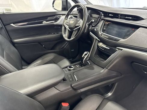 Certified 2024 Cadillac XT5 Premium Luxury AWD/4WD image 30