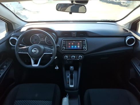 Used 2022 Nissan Versa S FWD image 14
