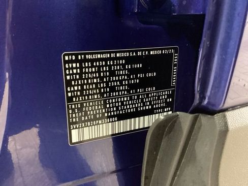 Used 2023 Volkswagen Taos SEL image 26