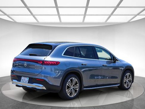 Certified 2023 Mercedes-Benz EQS 450+ SUV image 3