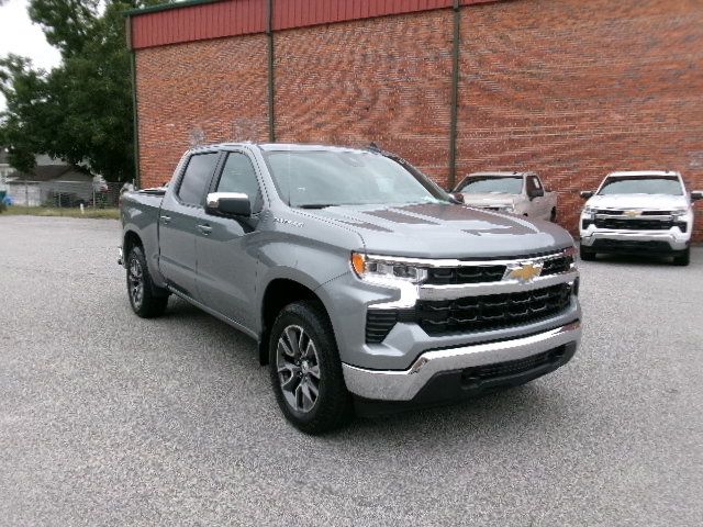 Used 2026 Chevrolet Silverado 1500 LT AWD/4WD image 1
