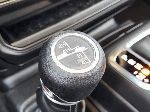 New 2025 Jeep Gladiator Nighthawk image 15