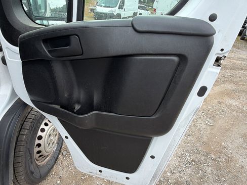 Used 2024 RAM ProMaster 2500 w/ Convenience Group FWD image 20