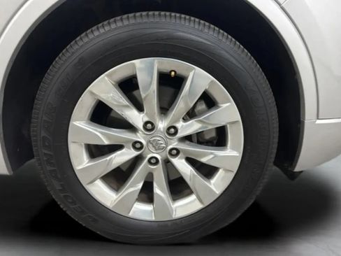 Used 2018 Buick Envision Essence AWD/4WD image 22