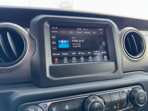 Used 2020 Jeep Gladiator Sport w/ Quick Order Package 24S image 19