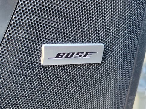 Used 2021 GMC Yukon XL SLT w/ SLT Luxury Plus Package image 18