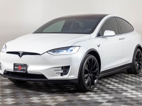 Used 2020 Tesla Model X Long Range AWD/4WD image 2